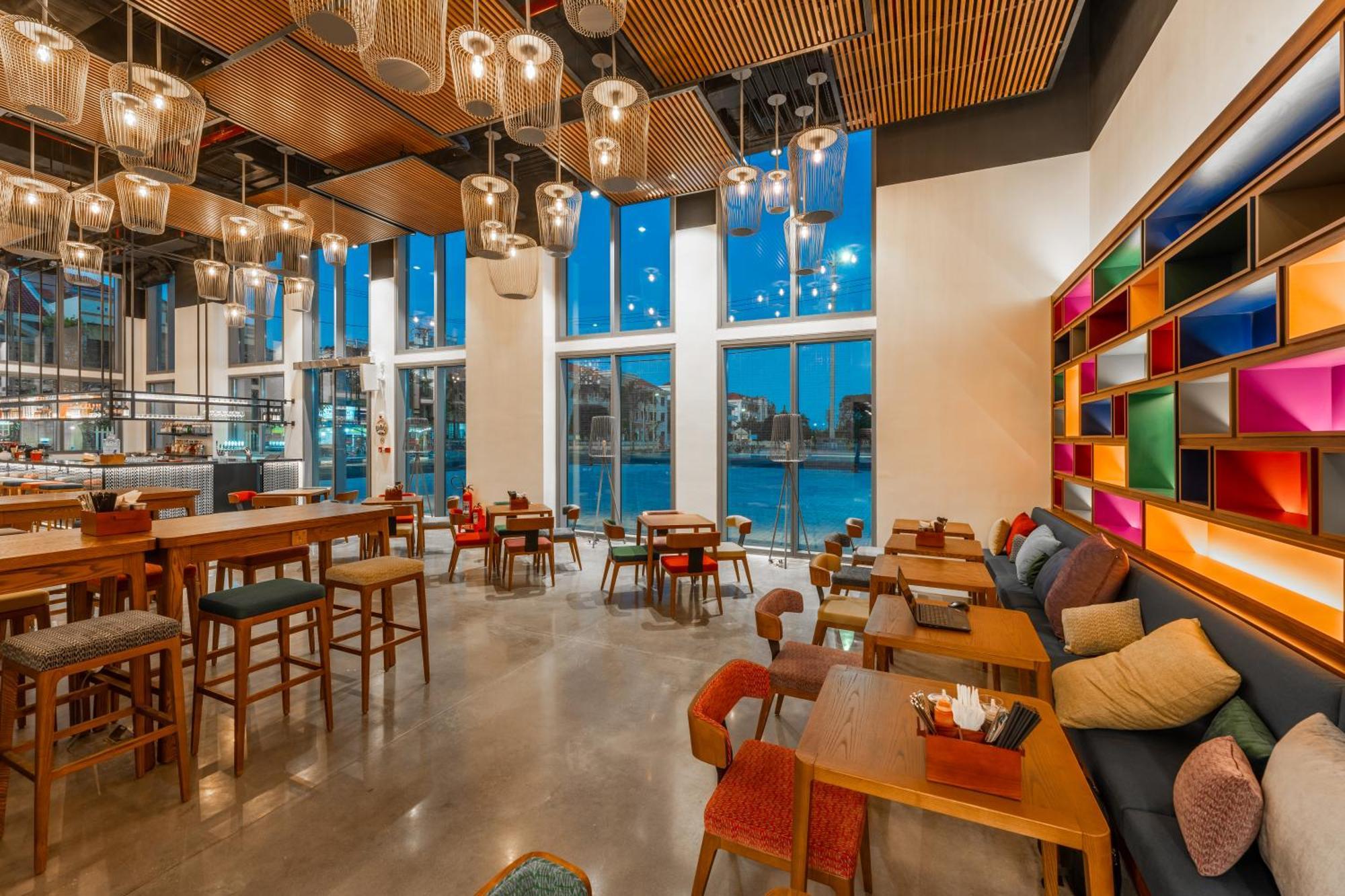 Wink Hotel Tuy Hoa Beach - 24Hrs Stay & Rooftop Pool Bar Luaran gambar